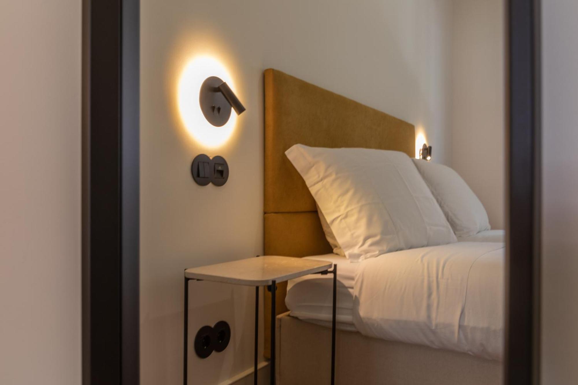 Alvalade 58 - Charming 2 Bedroom Apartment With Ac Near The Airport And City Center Lisbon Bagian luar foto